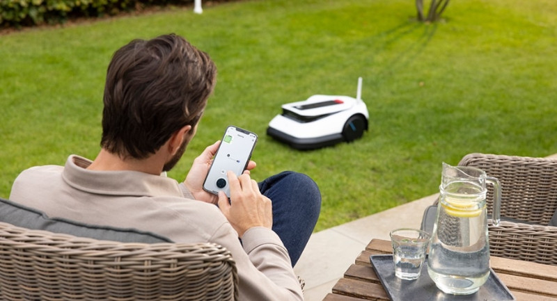 201-Euronics-Ecovacs-Goat-robots-zales-plavejs-800x433.jpg 