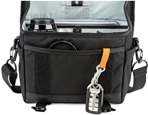 Camera Bag M-trekker SH 150, Lowepro