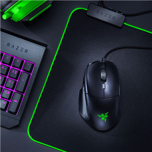 Optiskā pele Basilisk Essential, Razer