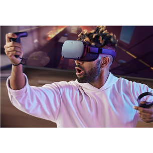 Игровая VR-гарнитура Oculus Quest (64 ГБ) + контроллеры Touch