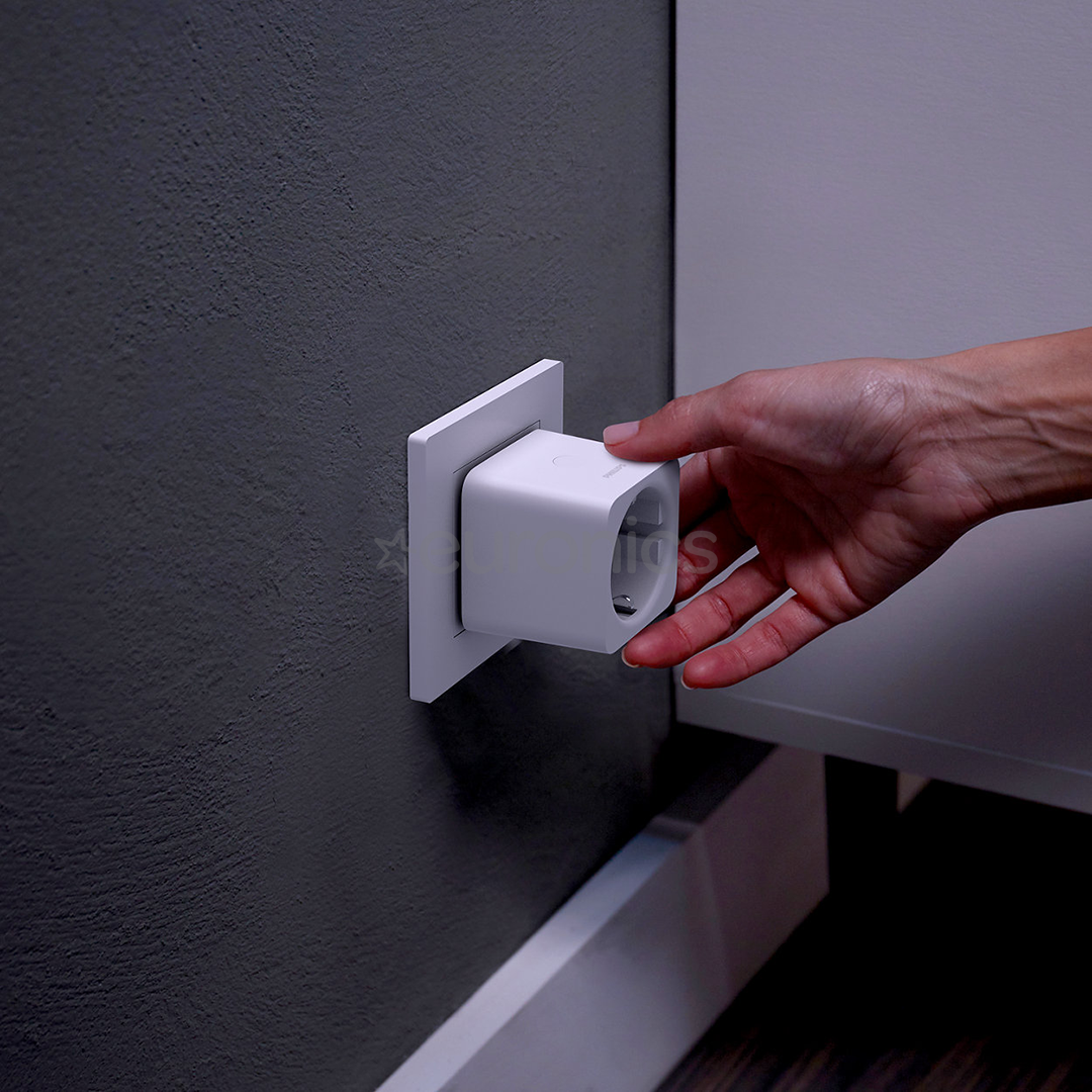 Умная розетка Philips Hue Smart Plug