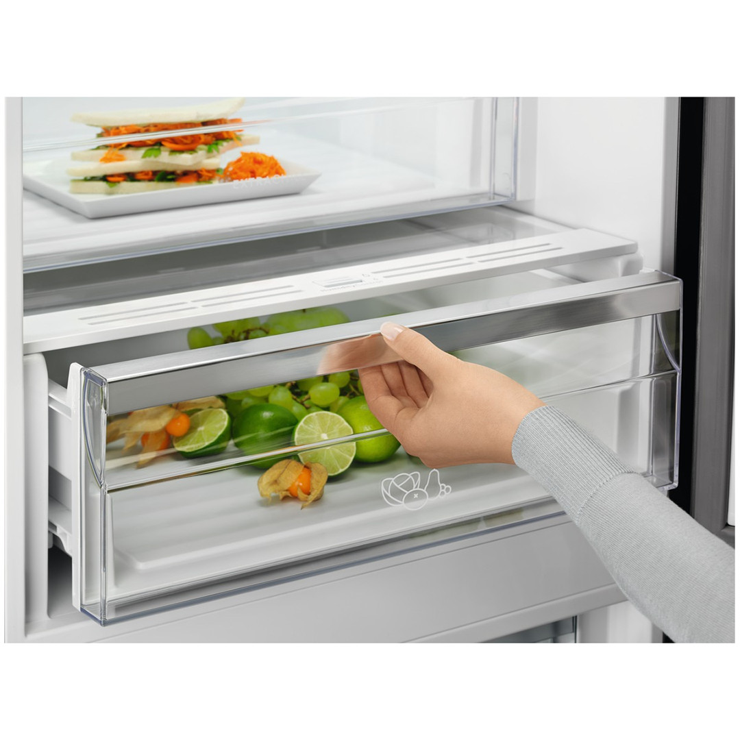 Ledusskapis, Electrolux (201 cm)