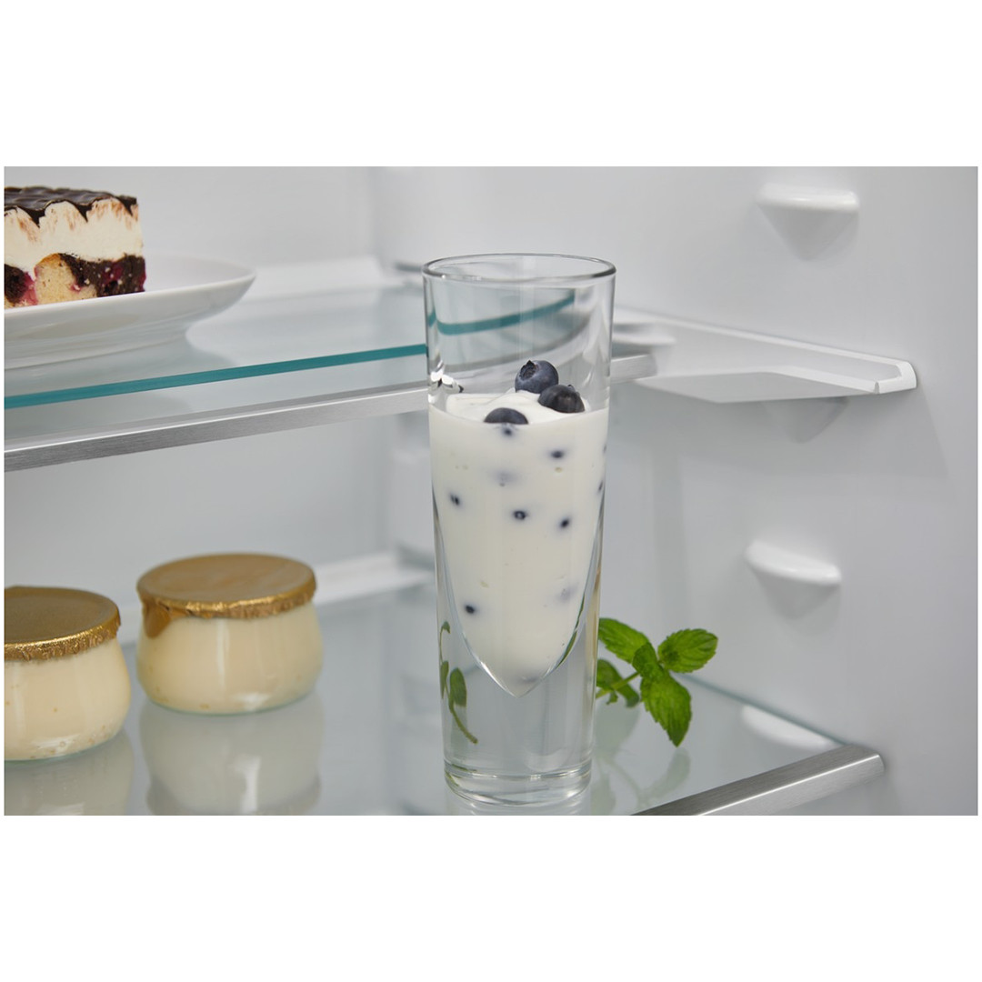 Built-in cooler Electrolux (177 cm)