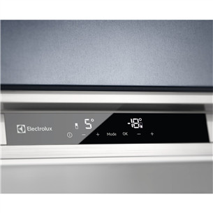 Electrolux, 254 л, высота 178 см - Интегрируемый холодильник