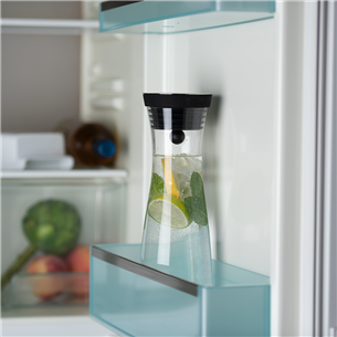 WMF BASIC, 1.5 L, black/clear - Water decanter