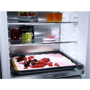 Miele, 253 L, height 177 cm - Built-in Refrigerator