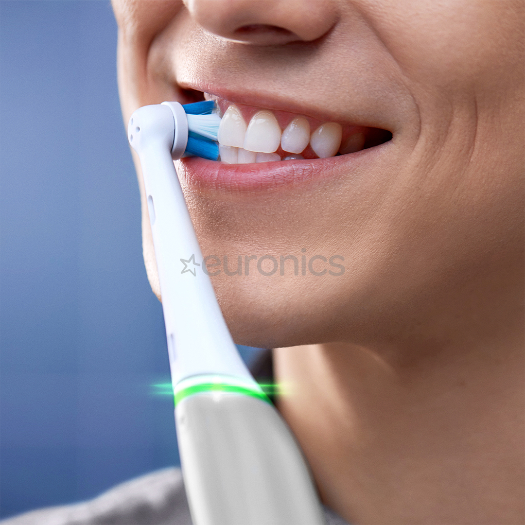 Braun Oral-B iO 7, футляр, белый/черный - Электрическая зубная щетка