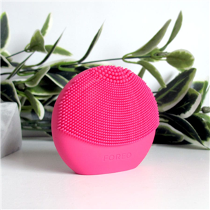 Foreo Luna Play Plus, rozā – Elektriskā sejas birstīte