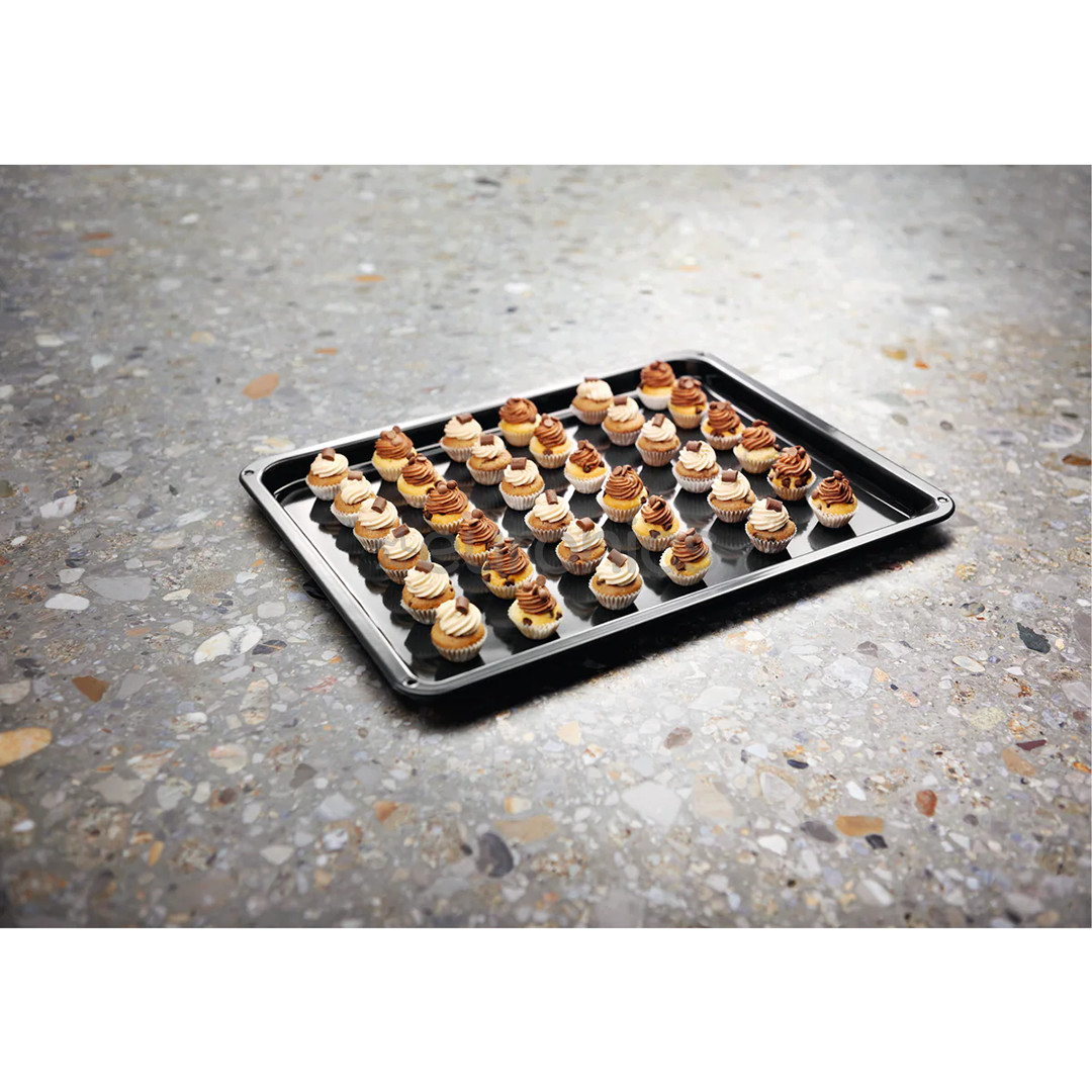 Electrolux SurroundCook 600, pyrolytic cleaning, 45 pre set programs, 72 L, stainless steel - Built-in Oven