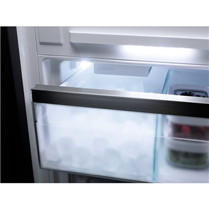 Miele, NoFrost, 246 L, 177 cm - Built-in refrigerator