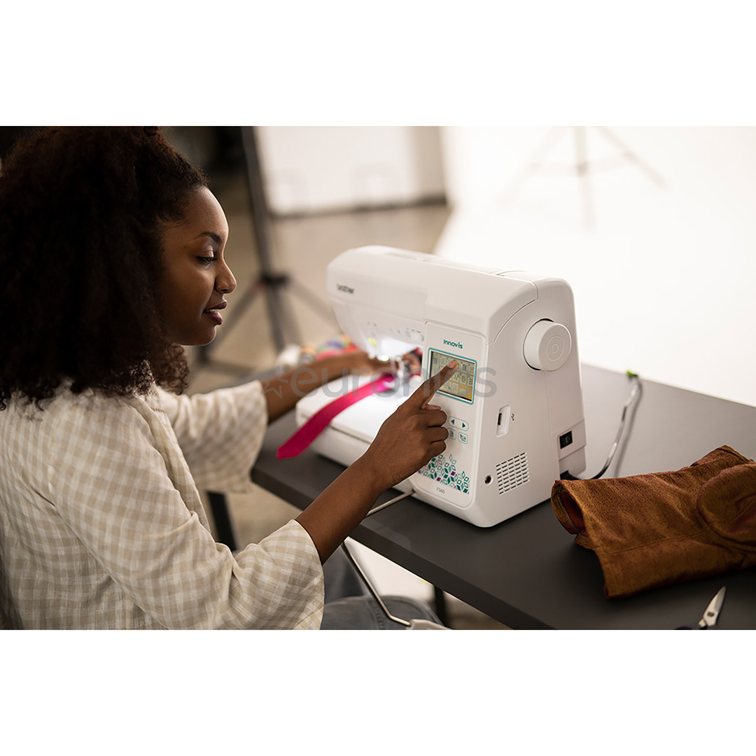 Brother Innov-is F560, белый - Швейная машина