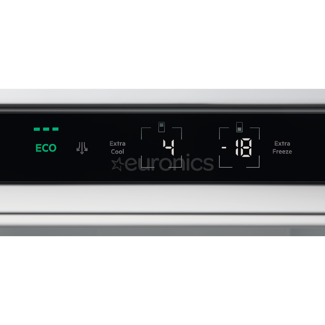 Electrolux 700, NoFrost, 256 L, augstums 178 cm - Iebūvējams ledusskapis