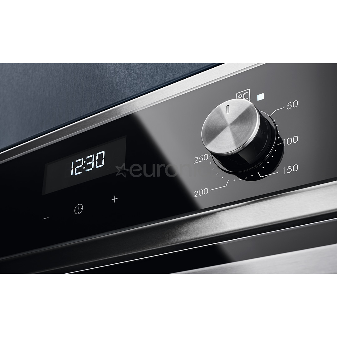 Electrolux 600 SteamBake, 65 L, inox - Built-in oven