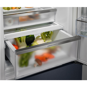 Electrolux 800 Series, NoFrost, 269 L, 189 cm - Built-in refrigerator