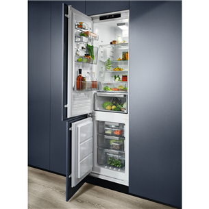 Electrolux, augstums 189 cm, 274 L - Iebūvējams ledusskapis