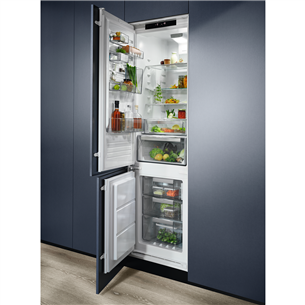 Electrolux, 274 L, height 189 cm - Built-in Refrigerator