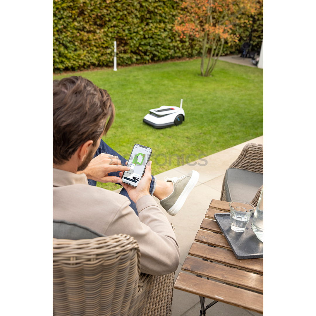 Ecovacs Goat G1-2000, black/white - Robotic lawn mower + Gift set