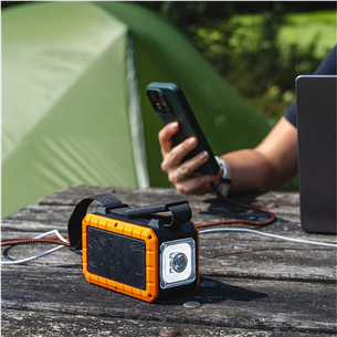 Xtorm XR204 Rugged Flashlight Powerbank, 40000 mAh, melna/oranža - Portatīvais barošanas avots