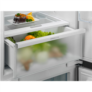 Electrolux 700 Series, No Frost, 256 L, height 178 cm - Built-in Refrigerator