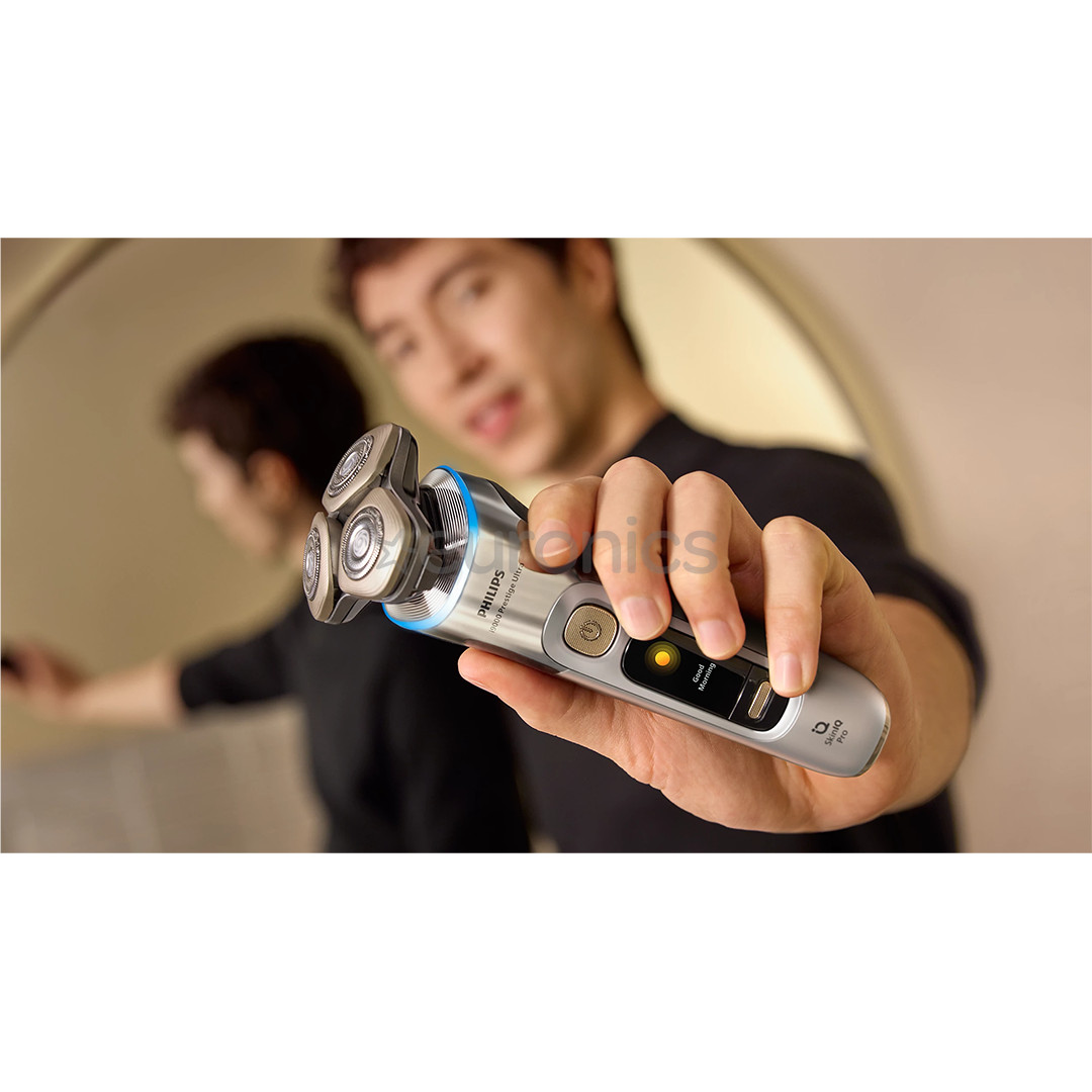 Philips i9000 Prestige Ultra, chrome - Shaver