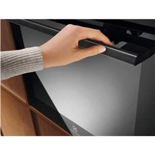 Electrolux 500 Series SurroundCook, pirolītiskā tīrīšana, melna - Iebūvējama elektriskā cepeškrāsns