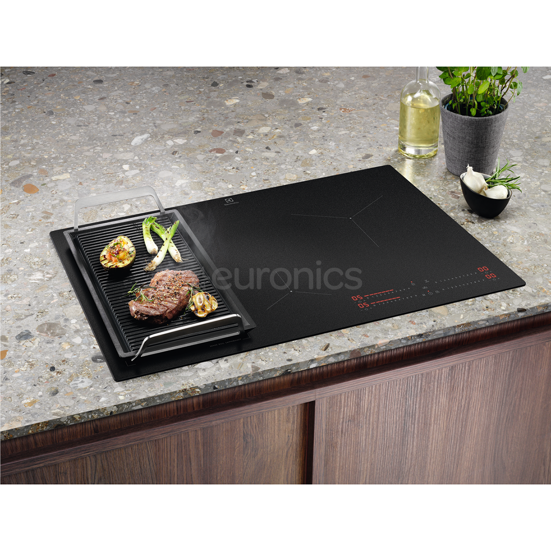 Electrolux 800 Series SaphirMatt, width 77 cm, frameless, black - Built-in induction hob