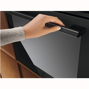 Electrolux 700 Series MealAssist ar SteamCrisp, 72 L, pirolītiskā tīrīšana, matēta melna - Iebūvējama tvaika cepeškrāsns