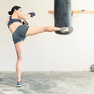 JBL Endurance Run 3, белый - Беспроводные внутриканальные спортивные наушники