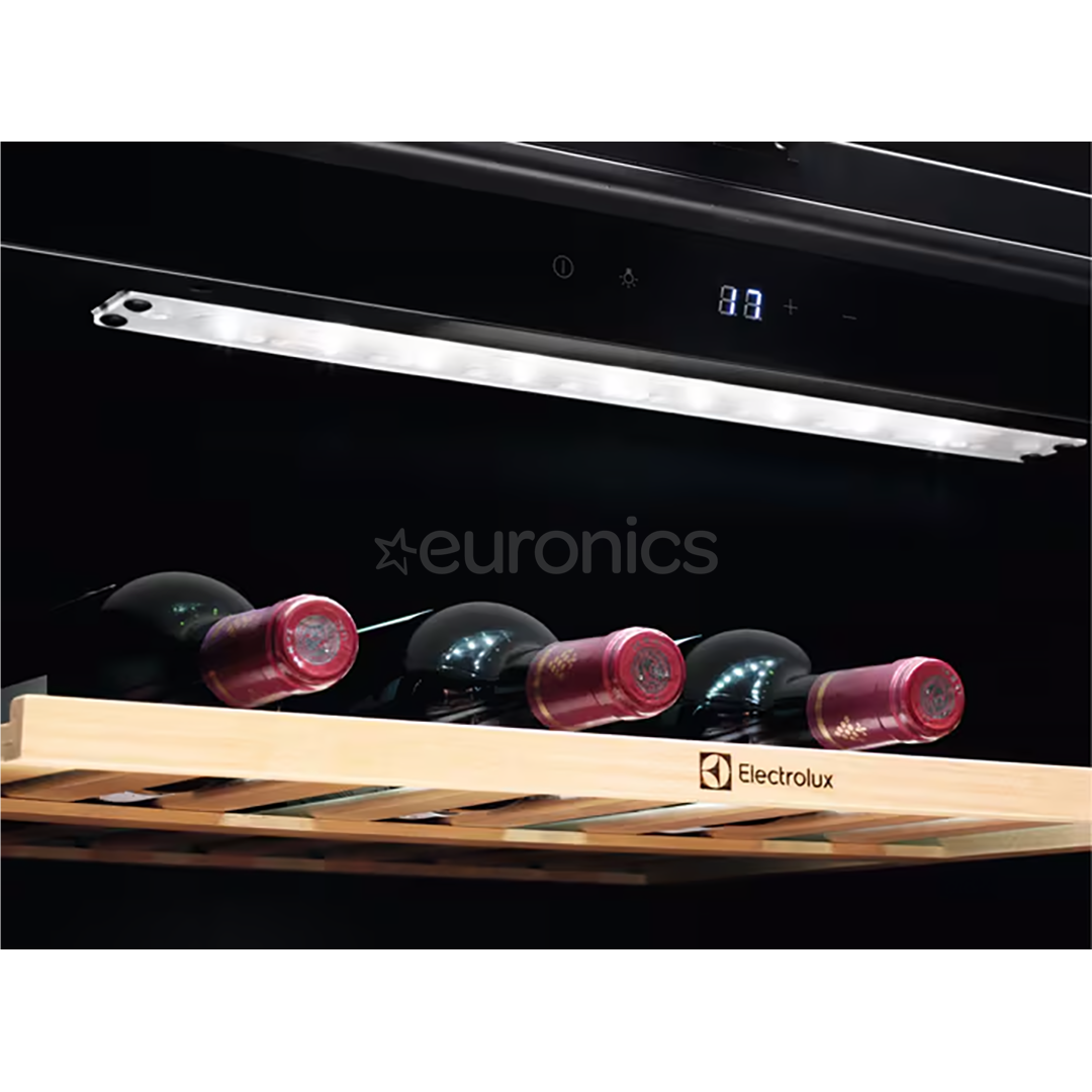 Electrolux 500 Series, 52 pudeles, augstums 82 cm, melna - Iebūvējams vīna skapis