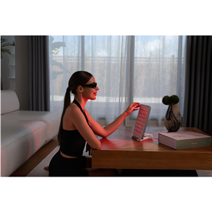 Nanoleaf - Red light therapy panel