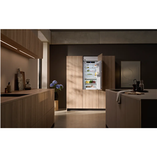 Liebherr Plus BioFresh, 255 L, augstums 177 cm - Iebūvējams ledusskapis