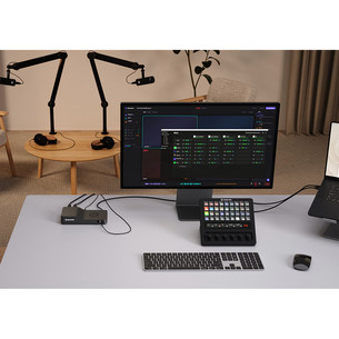 Elgato Stream Deck + XL, melna - Straumēšanas kontrolieris