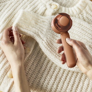 Rowenta Easy Care, оранжевый - Перезаряжаемое устройство для удаления катышков