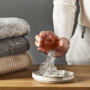 Rowenta Easy Care, оранжевый - Перезаряжаемое устройство для удаления катышков