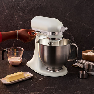 KitchenAid Artisan Plus, 4.7 L, balta - Mikseris