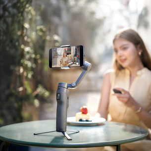 DJI Osmo Mobile 8P Standard Combo, melna - Stabilizators