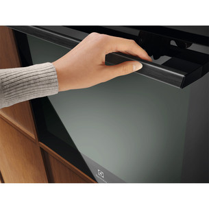 Electrolux 700 Series MealAssist with PizzaExpert 700, 72 L, pirolītiskā tīrīšana, melna - Iebūvējama elektriskā cepeškrāsns