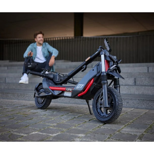 Segway Ninebot ZT3 Pro E, melna - Elektriskais skrejritenis