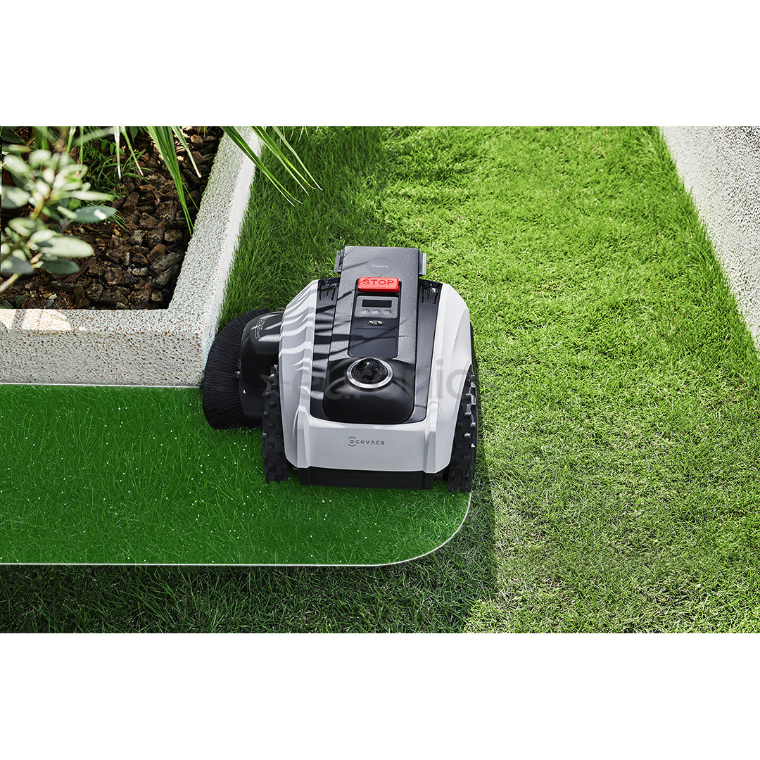 Ecovacs GOAT O1200 LiDAR PRO, white/black - Perimeter-wire-free robotic lawn mower + care kit