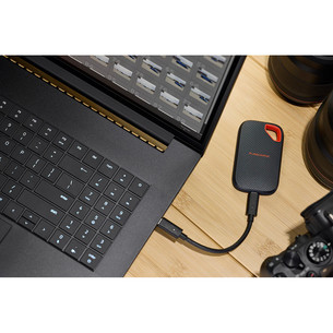 SanDisk Extreme Portable SSD V3, 2 TB, pelēka/sarkana - Ārējais SSD cietais disks