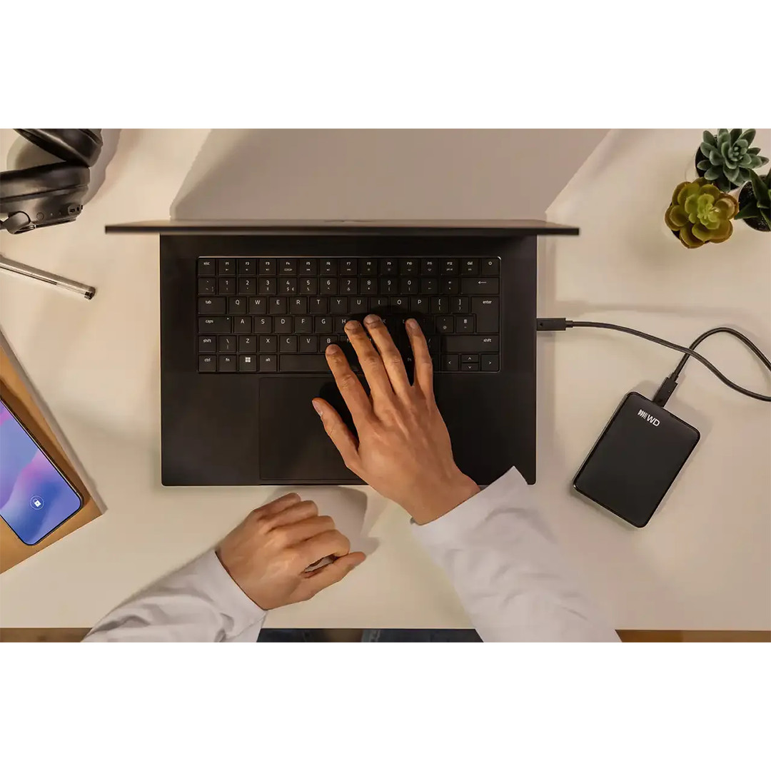 Western Digital Elements Portable (USB-C), 4 ТБ, черный - Внешний жесткий диск
