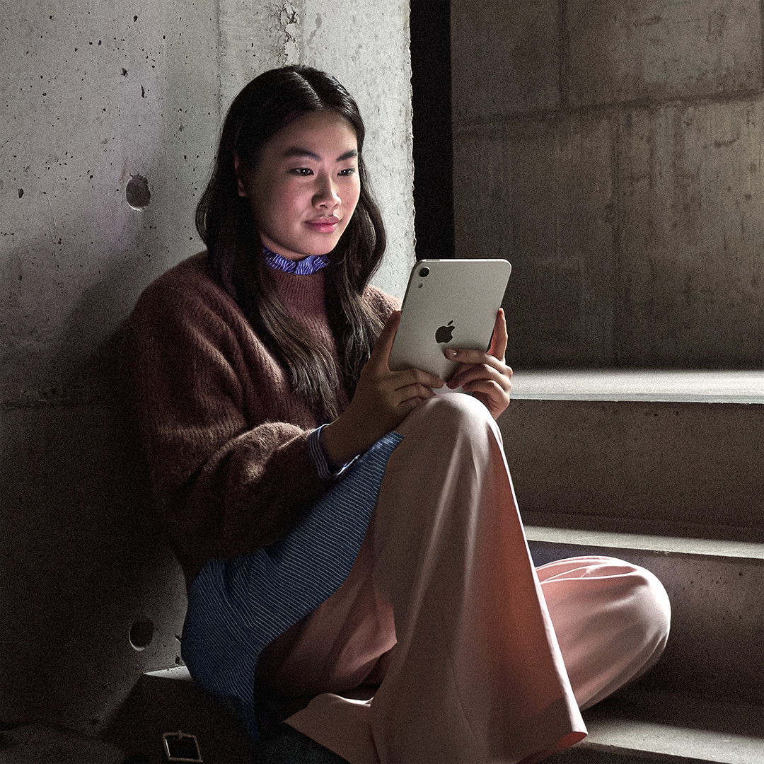 Apple iPad Mini (A20 Pro), стекло с нанотекстурой, 256 ГБ, WiFi + 5G, черный - Планшет