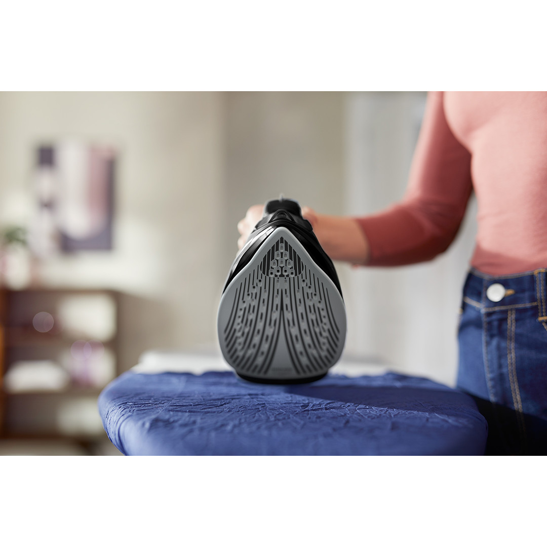 Philips 5000, 2600 W, melna - Tvaika gludeklis