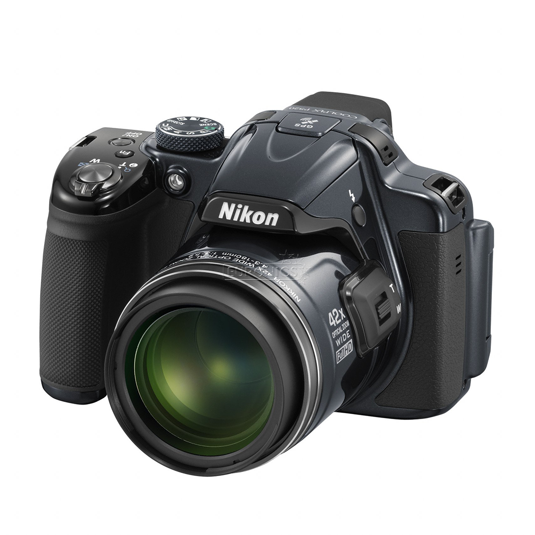 Digital camera CoolPix P520, Nikon / 42x zoom