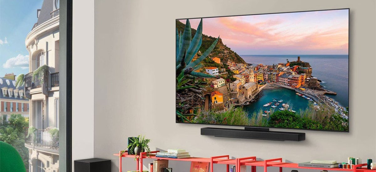 LG OLED EVO - OLED televizors pie sienas