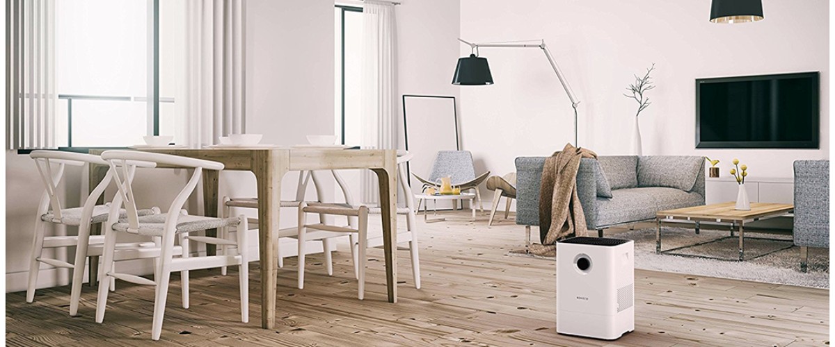 Boneco W200 gaisa mitrinātājs un attīrītājs viesistabā