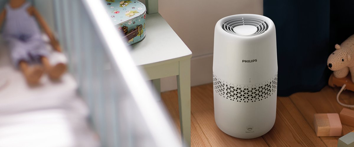 Philips HU2510/10 gaisa mitrinātājs bērnistabā pie bērnu gultiņas